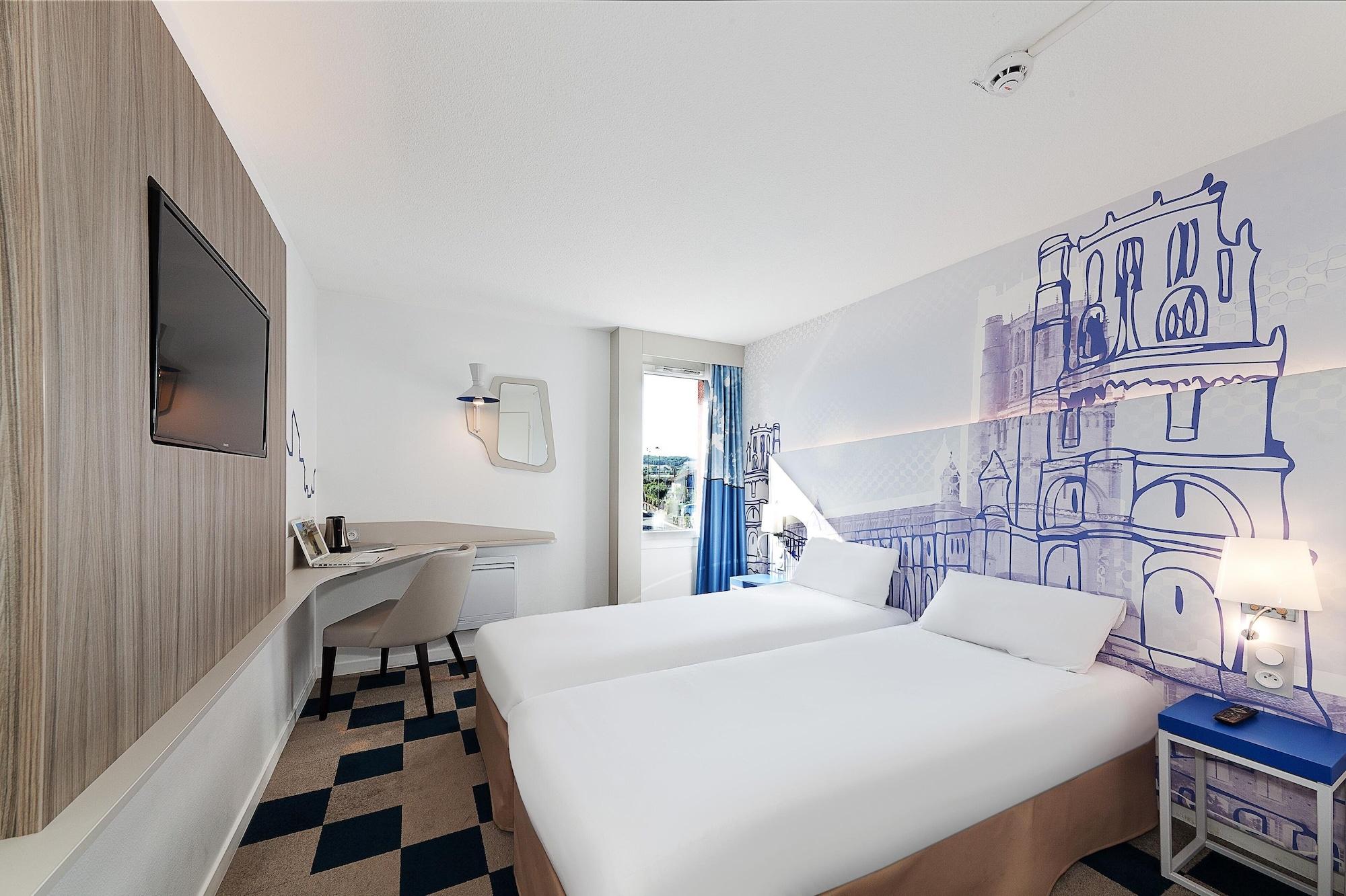 B&B Hotel Алби Екстериор снимка