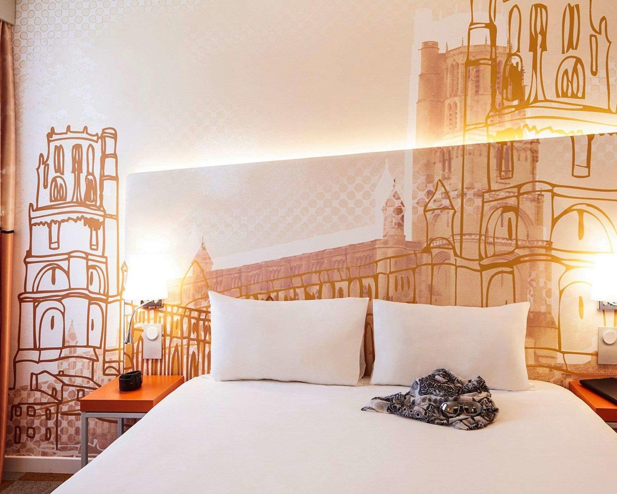 B&B Hotel Алби Екстериор снимка