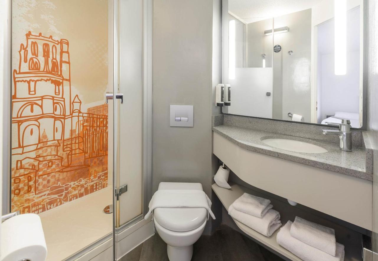 B&B Hotel Алби Екстериор снимка
